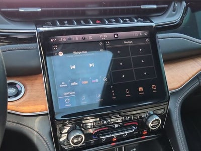 2022 Jeep Grand Cherokee Summit Reserve