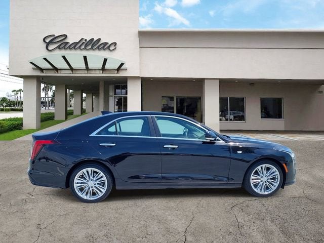 2023 Cadillac CT4 Premium Luxury