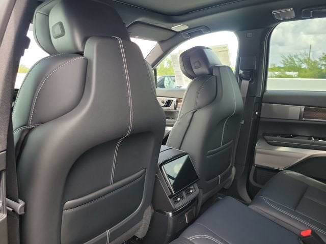 2027 Cadillac VISTIQ Luxury