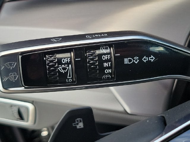 2027 Cadillac VISTIQ Luxury