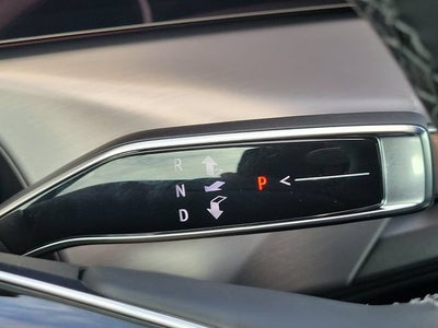 2027 Cadillac VISTIQ Luxury