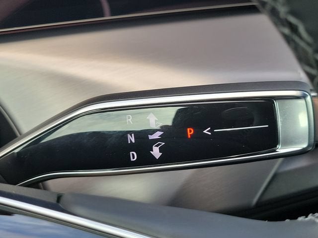 2027 Cadillac VISTIQ Luxury