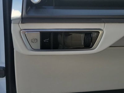 2027 Cadillac VISTIQ Luxury