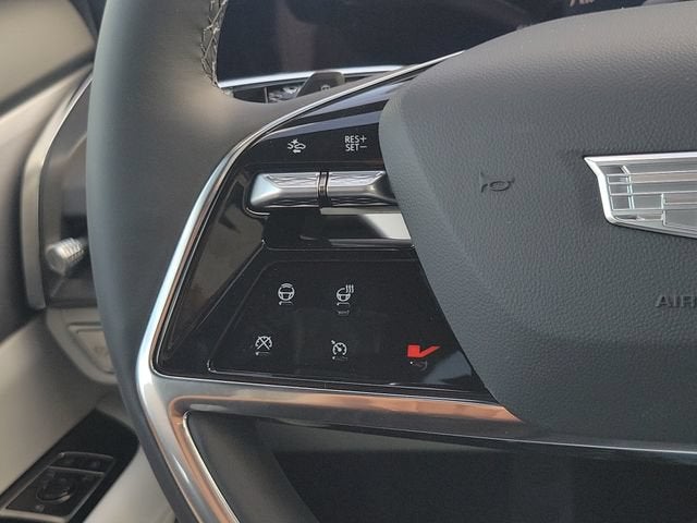 2027 Cadillac VISTIQ Luxury