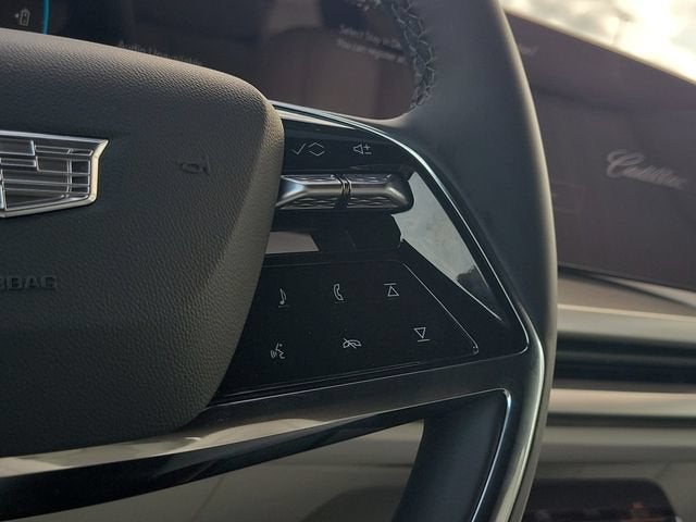 2027 Cadillac VISTIQ Luxury