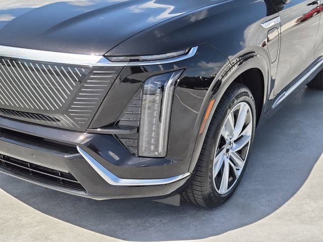 2026 Cadillac VISTIQ Luxury