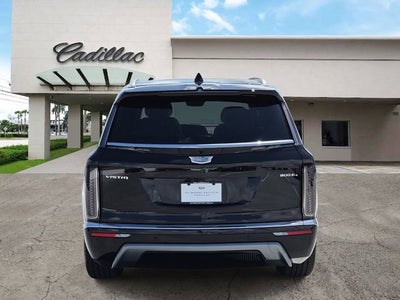 2026 Cadillac VISTIQ Luxury