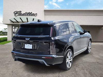 2026 Cadillac VISTIQ Luxury