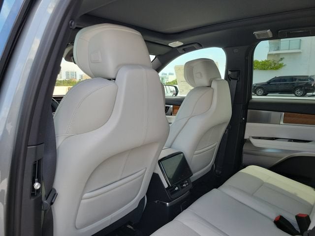 2027 Cadillac VISTIQ Luxury