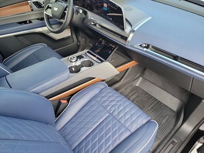 2026 Cadillac VISTIQ Premium Luxury