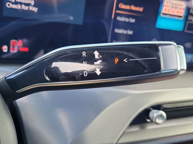 2026 Cadillac VISTIQ Premium Luxury