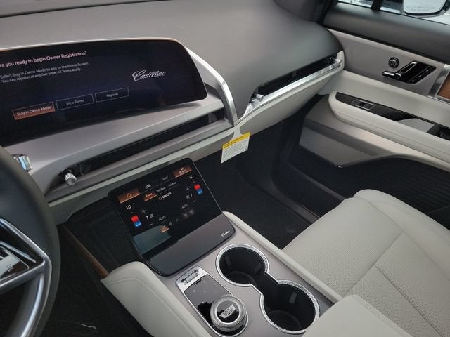 2027 Cadillac VISTIQ Sport