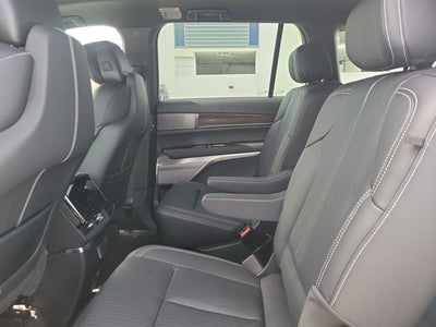 2027 Cadillac VISTIQ Sport