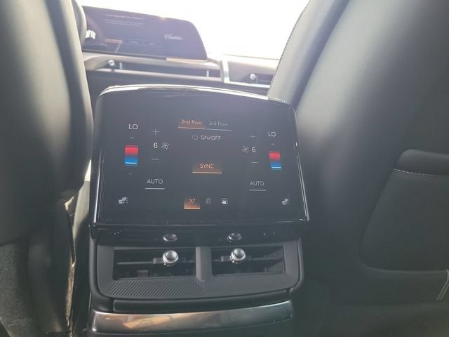2027 Cadillac VISTIQ Sport