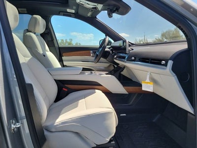 2026 Cadillac VISTIQ Sport