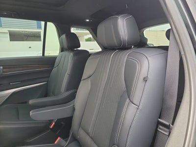 2027 Cadillac VISTIQ Sport