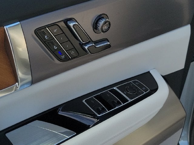 2027 Cadillac VISTIQ Sport - Photo 20