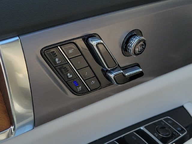2027 Cadillac VISTIQ Sport - Photo 22