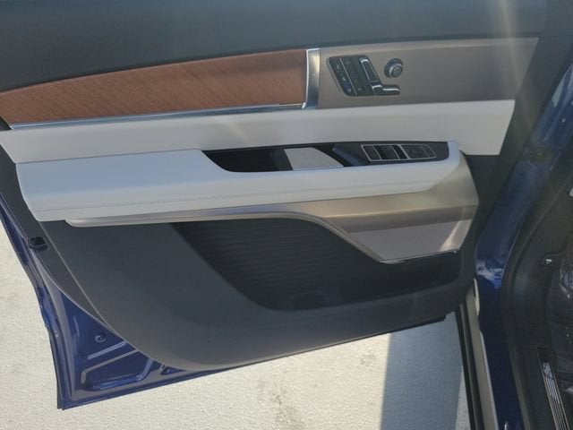 2027 Cadillac VISTIQ Sport