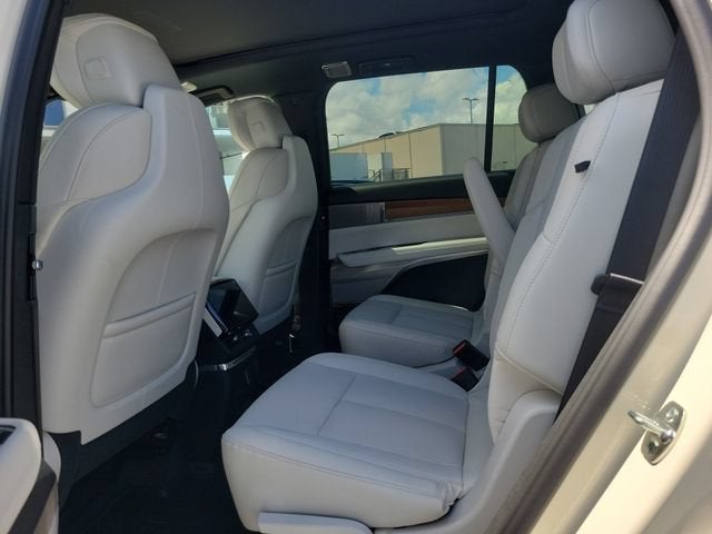 2027 Cadillac VISTIQ Sport