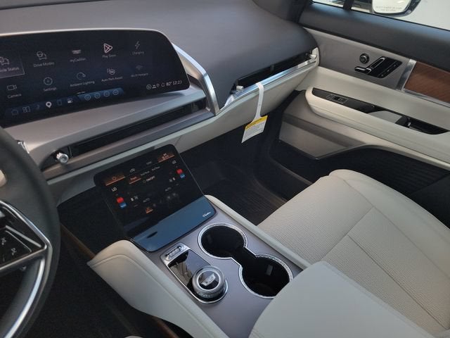 2027 Cadillac VISTIQ Sport