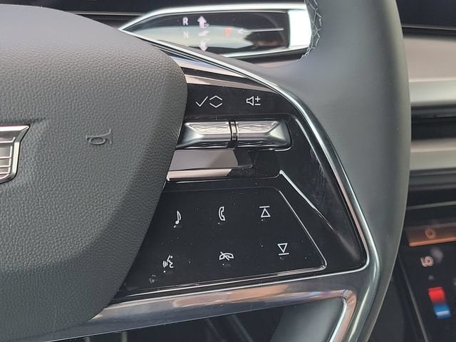 2027 Cadillac VISTIQ Sport