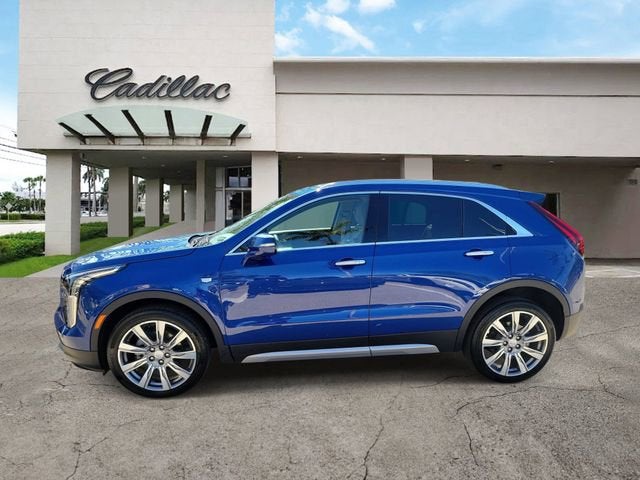 2023 Cadillac XT4 Premium Luxury