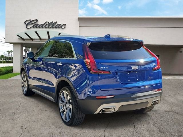 2023 Cadillac XT4 Premium Luxury