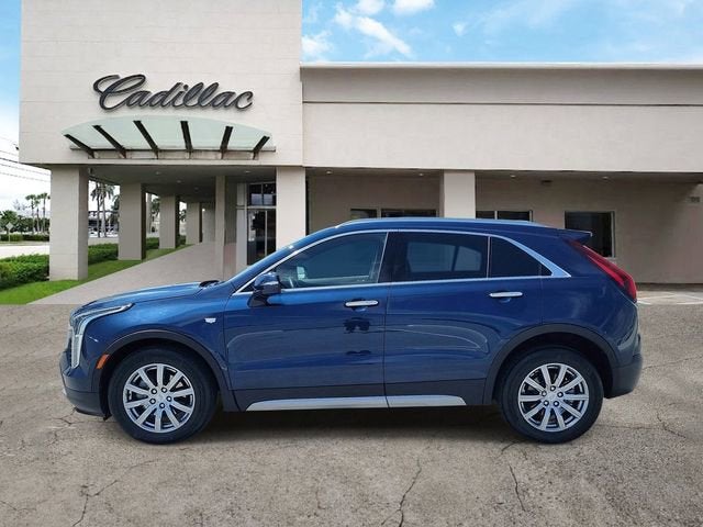 2022 Cadillac XT4 Premium Luxury