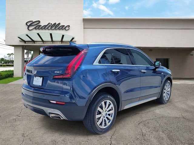 2022 Cadillac XT4 Premium Luxury