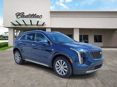 2022 Cadillac XT4 Premium Luxury