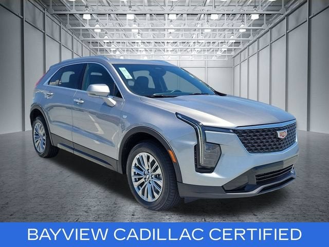 2025 Cadillac XT4 Premium Luxury