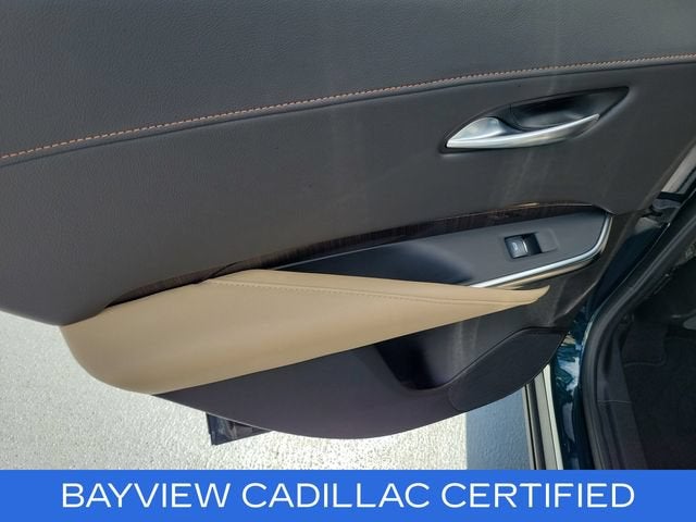 2025 Cadillac XT4 Premium Luxury