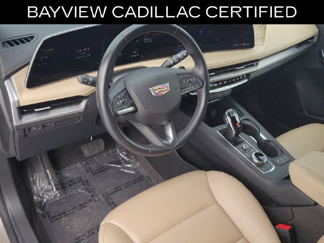2025 Cadillac XT4 Premium Luxury
