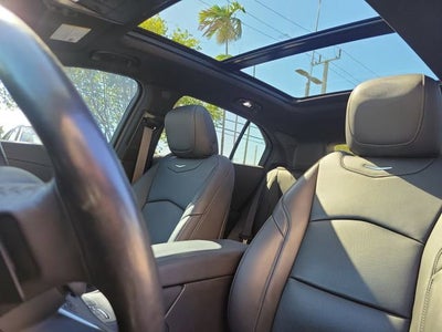 2024 Cadillac XT4 Premium Luxury