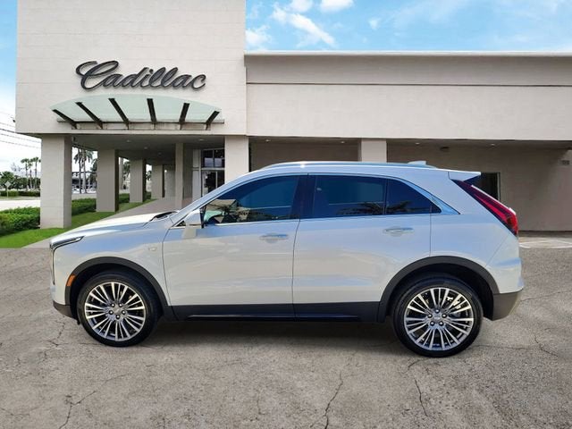 2024 Cadillac XT4 Premium Luxury
