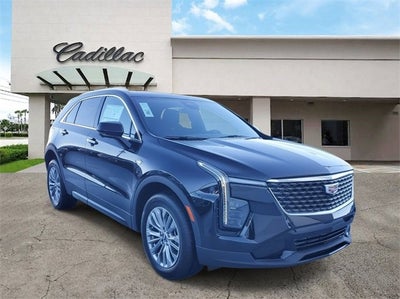 2025 Cadillac XT4 Premium Luxury