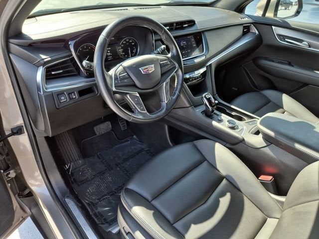 2023 Cadillac XT5 Luxury