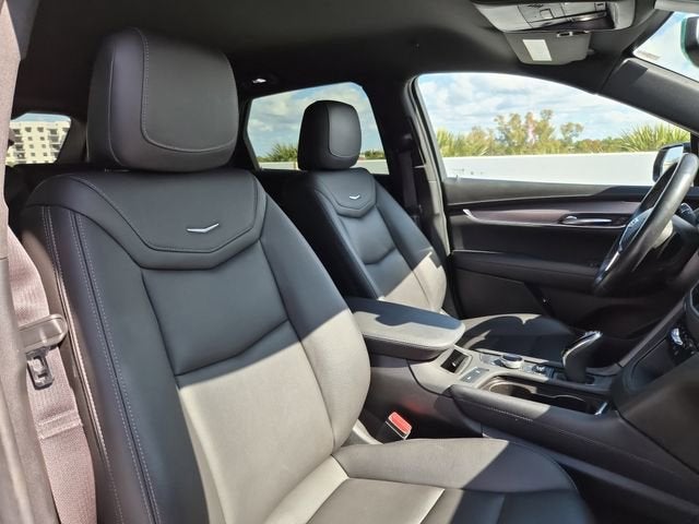 2023 Cadillac XT5 Luxury