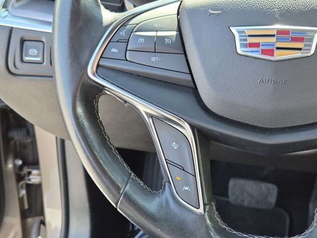 2023 Cadillac XT5 Luxury