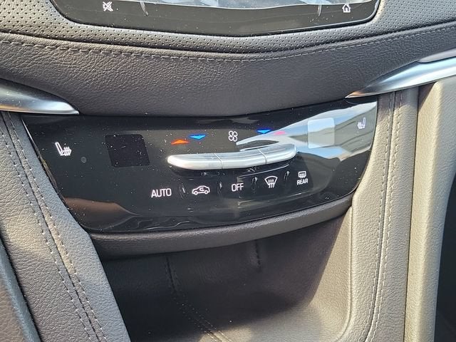 2026 Cadillac XT5 Luxury
