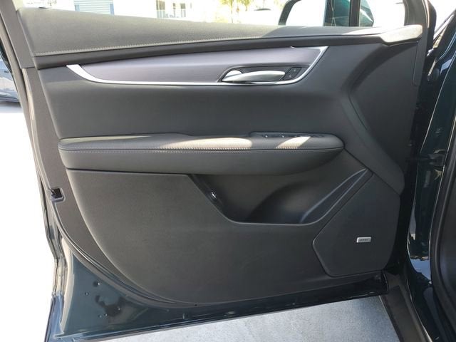 2025 Cadillac XT5 Luxury