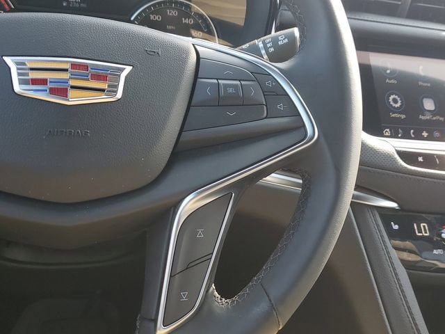 2025 Cadillac XT5 Luxury