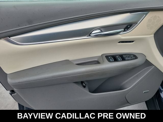 2017 Cadillac XT5 Luxury FWD
