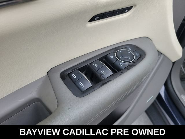 2017 Cadillac XT5 Luxury FWD
