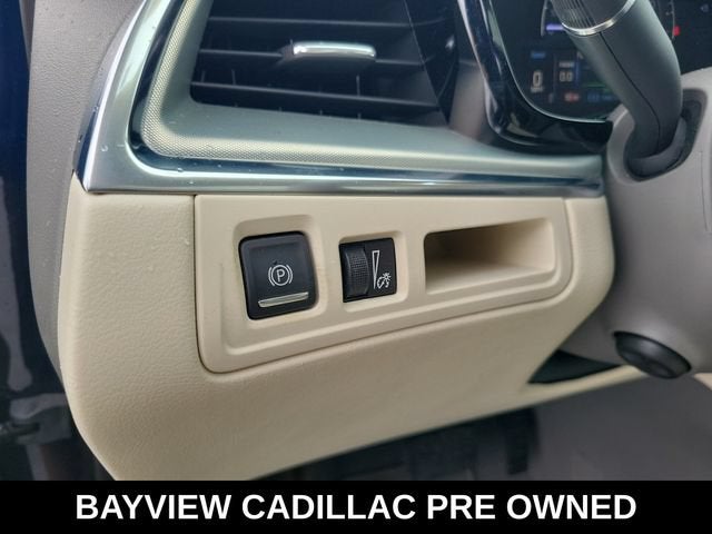 2017 Cadillac XT5 Luxury FWD