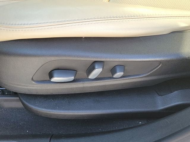 2018 Cadillac XT5 Luxury FWD