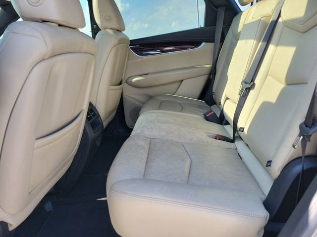 2018 Cadillac XT5 Luxury FWD