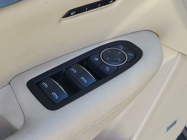 2018 Cadillac XT5 Luxury FWD