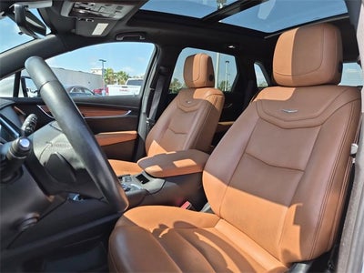 2022 Cadillac XT5 Premium Luxury